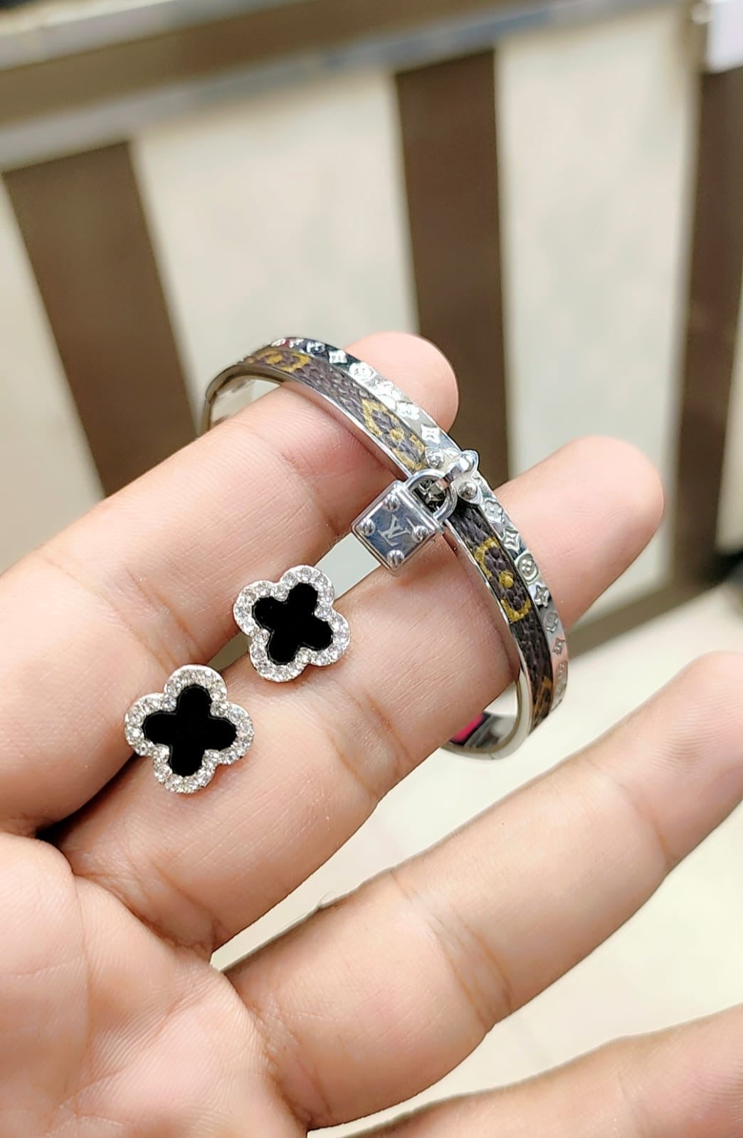 Famous brand bangle & studs ( 15 different brands )