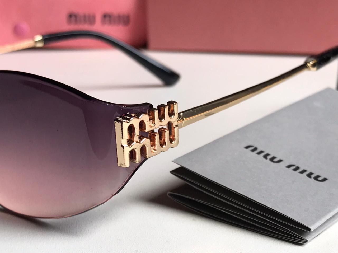 Famous brand sunglasses ( 3 shades )