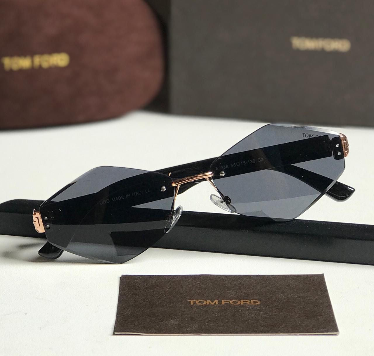Famous brand sunglasses ( 3 colors )