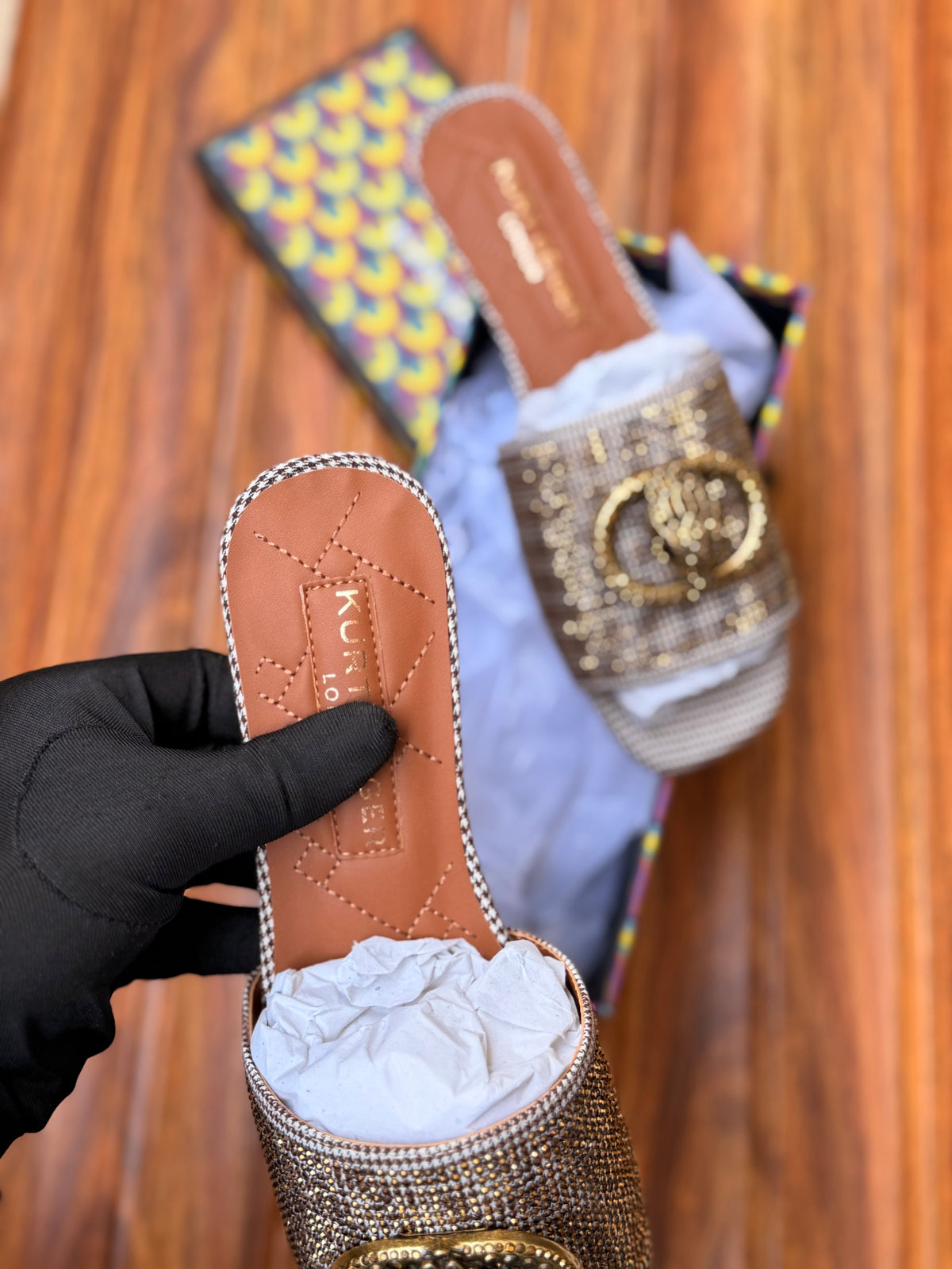 K famous brand slipper