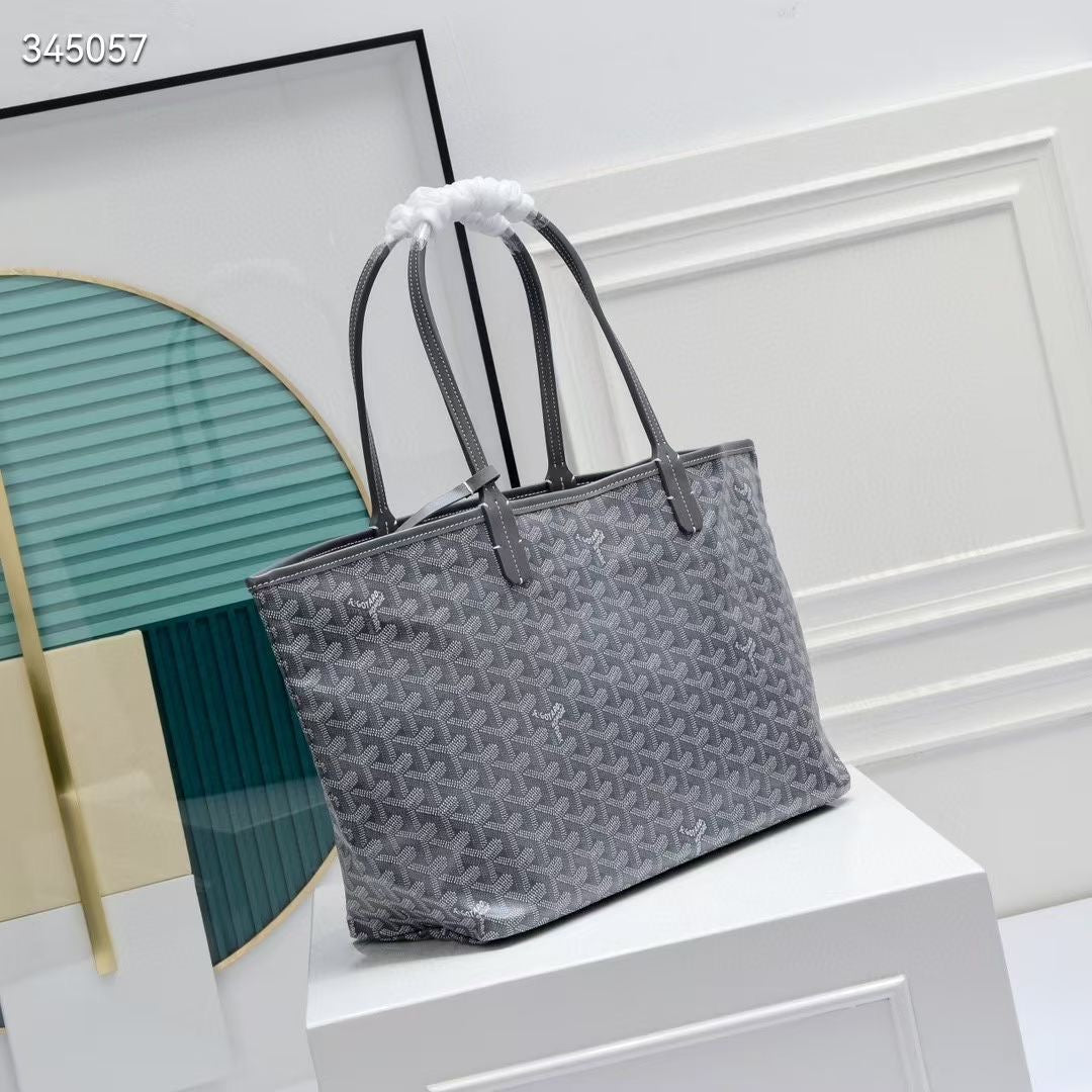 G brand bag famous brand ( Pre order )