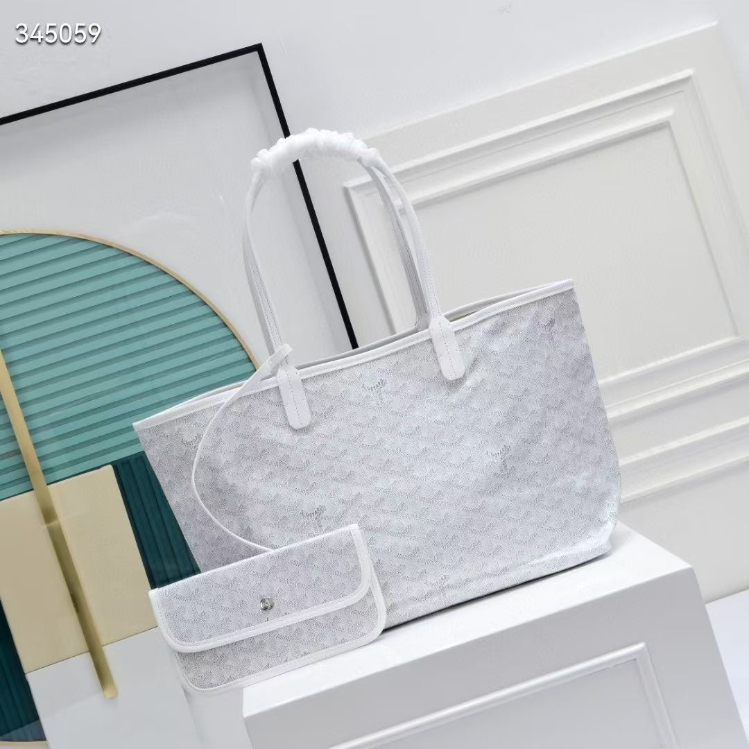 G brand bag famous brand ( Pre order )