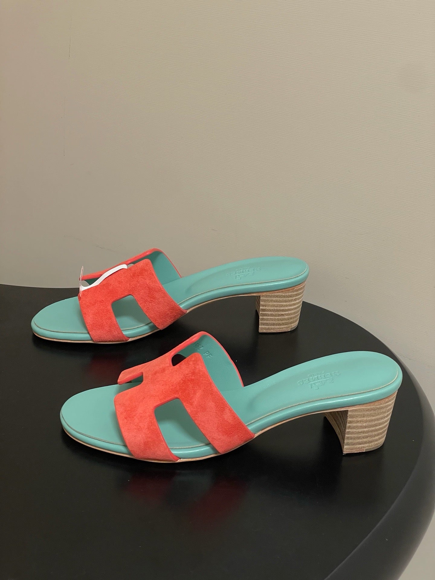 H oran famous brand slipper