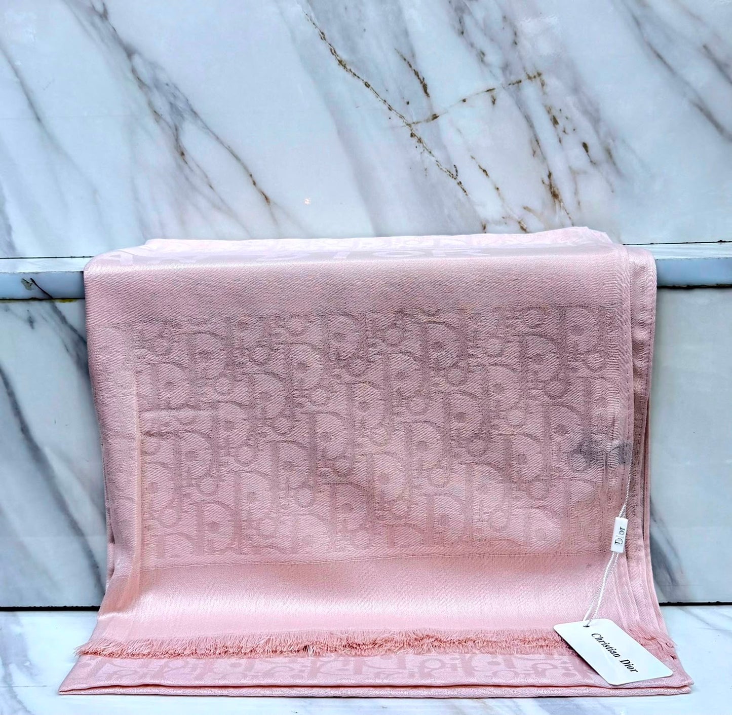 D famous brand scarves/stole/shawl ( 8 colors )