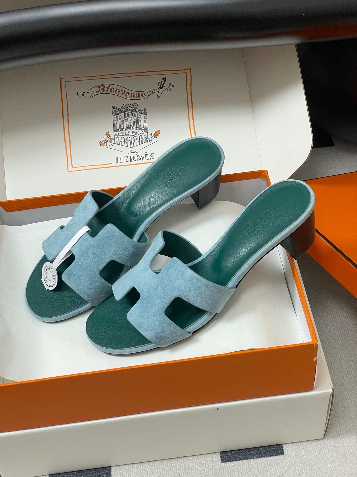 H oran famous brand slipper
