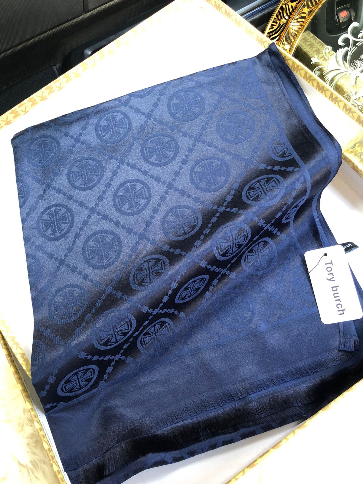 Tory burch scarves/stole ( 7 colors )