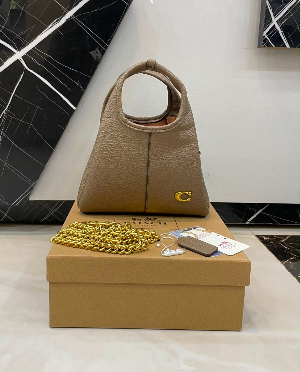 C famous brand bag ( 5 colors )