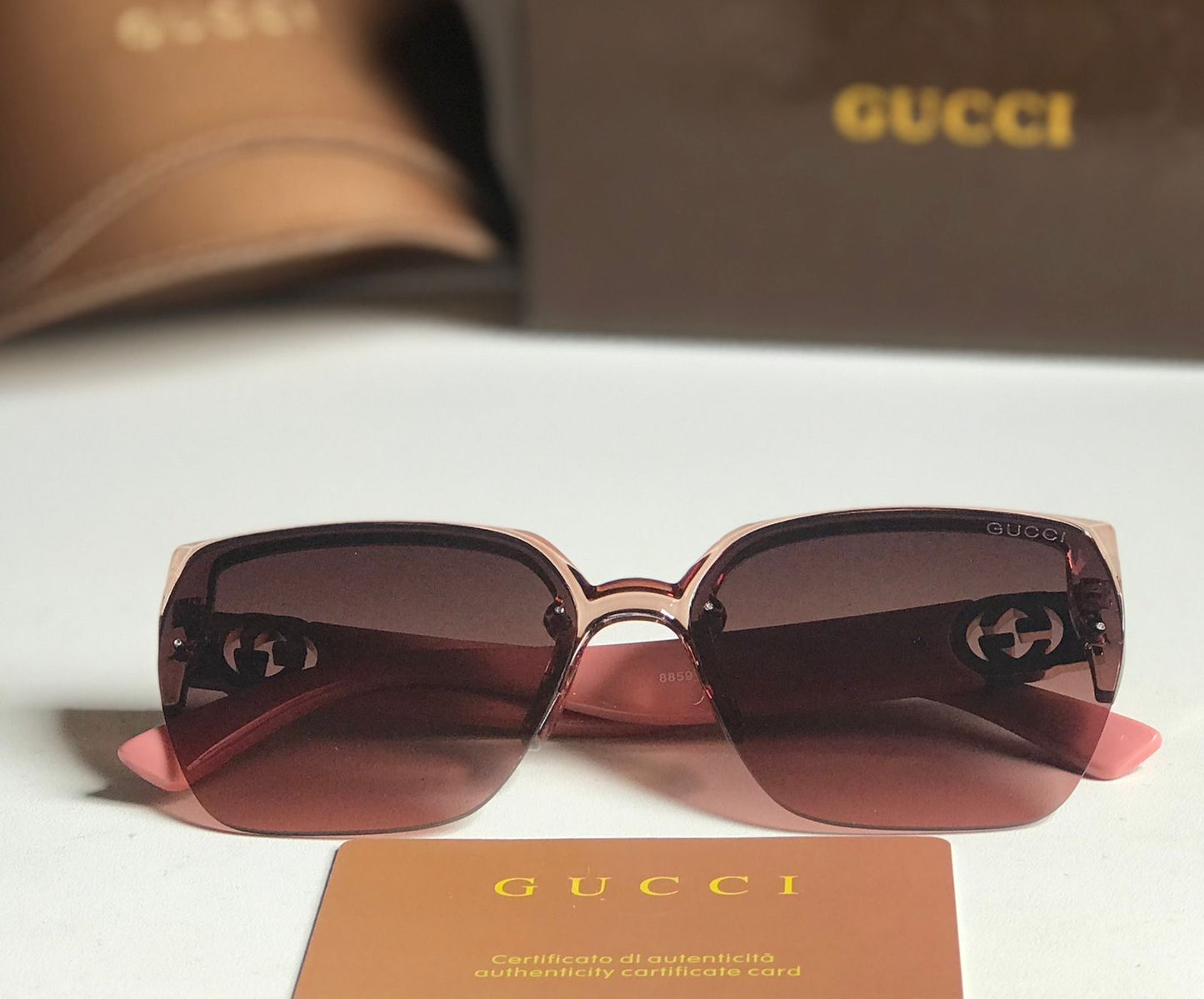 Famous brand sunglasses ( 3 shades )