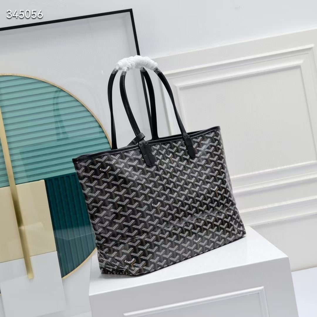 G brand bag famous brand ( Pre order )