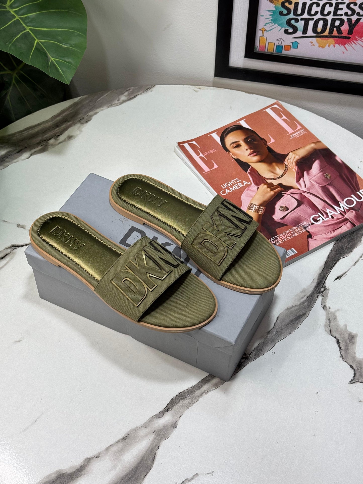 DKNY famous brand slipper ( 4 colors )