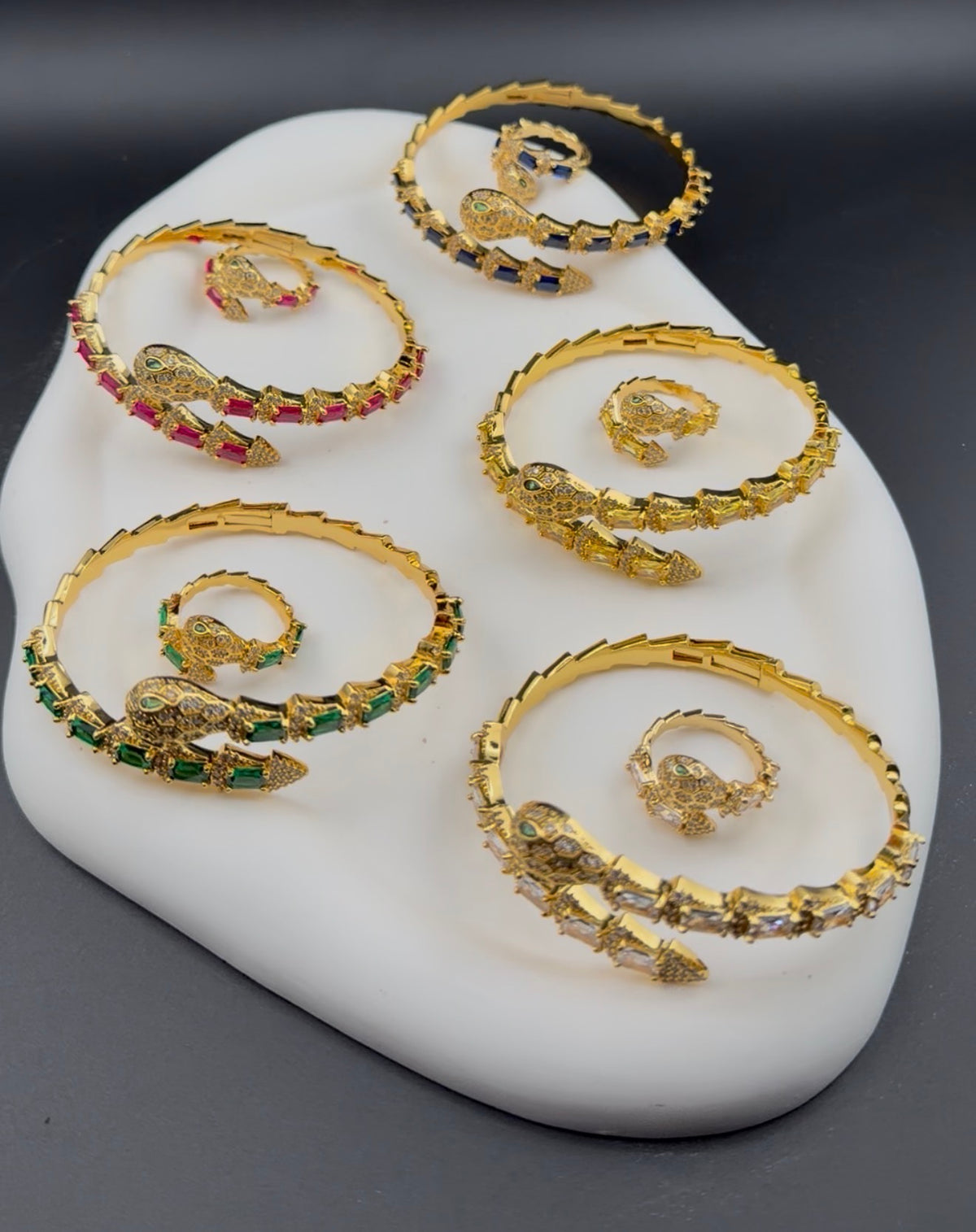 B famous brand bangle with ring ( 5 colors )