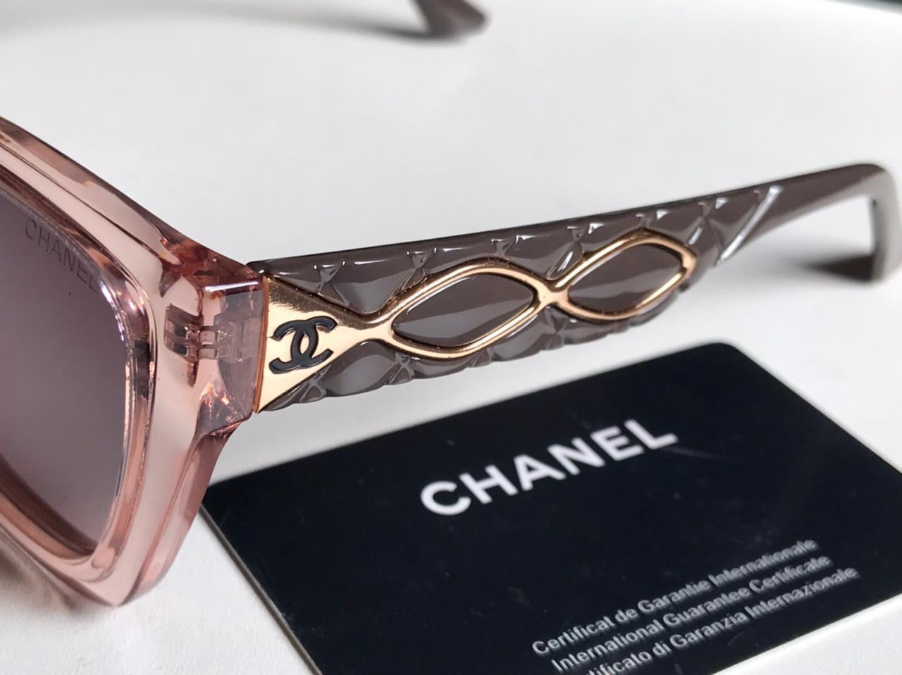 Sunglasses famous brand ( 2 shades ) (Copy)