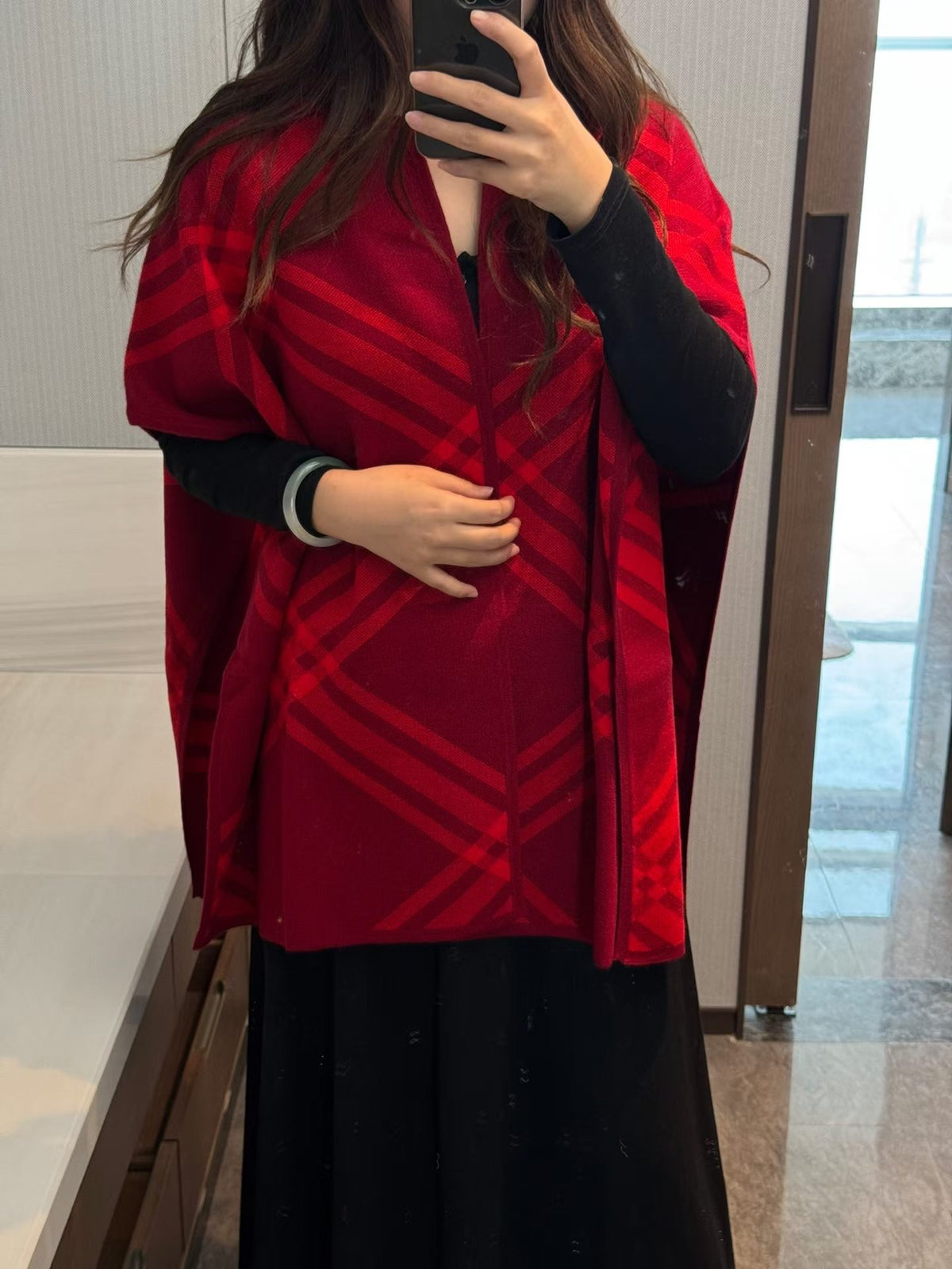 B cape shawl