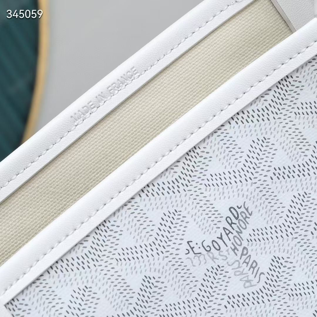 G brand bag famous brand ( Pre order )