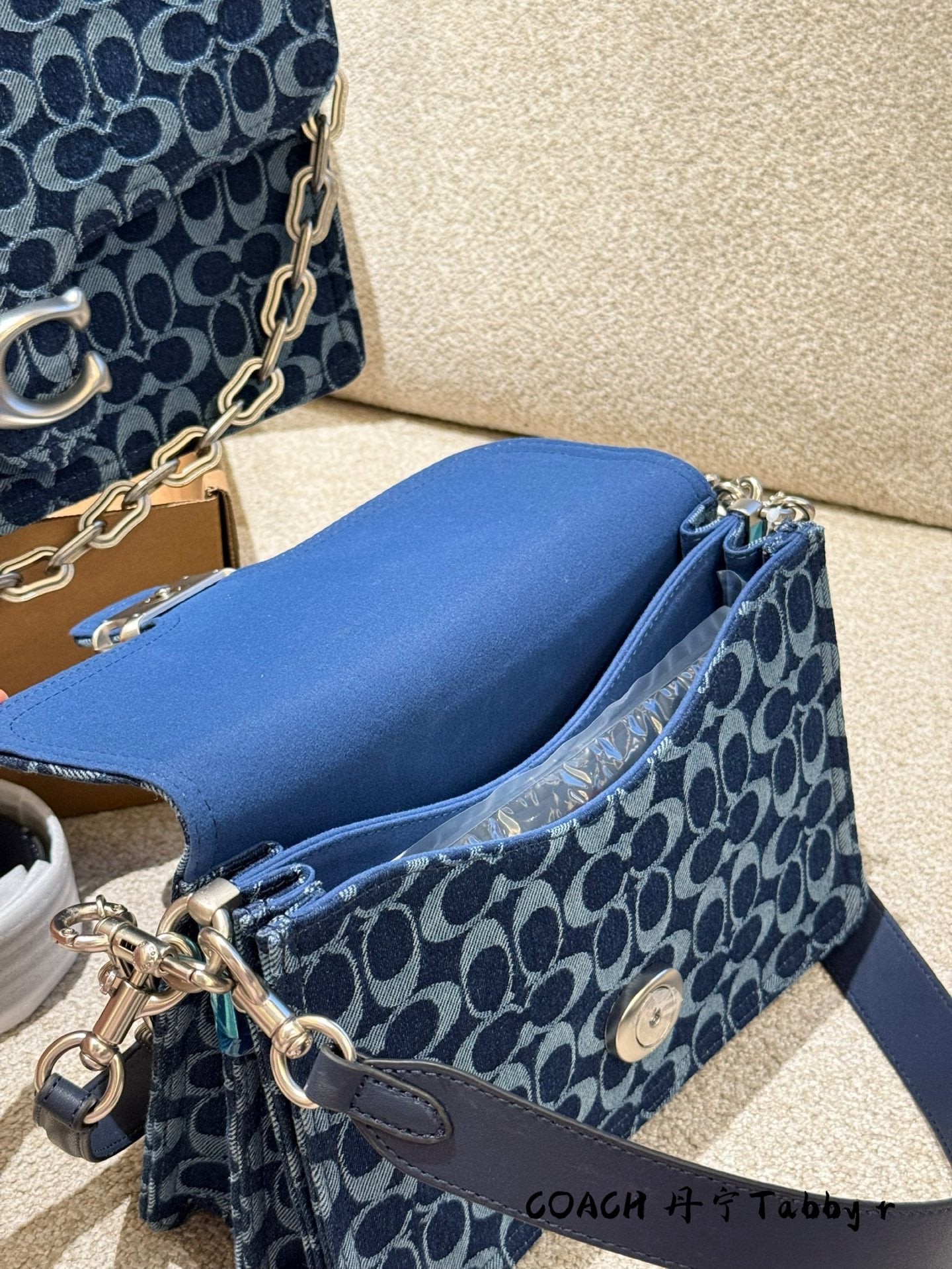 Coach new denim tabby original ( Pre order ) 2 sizes