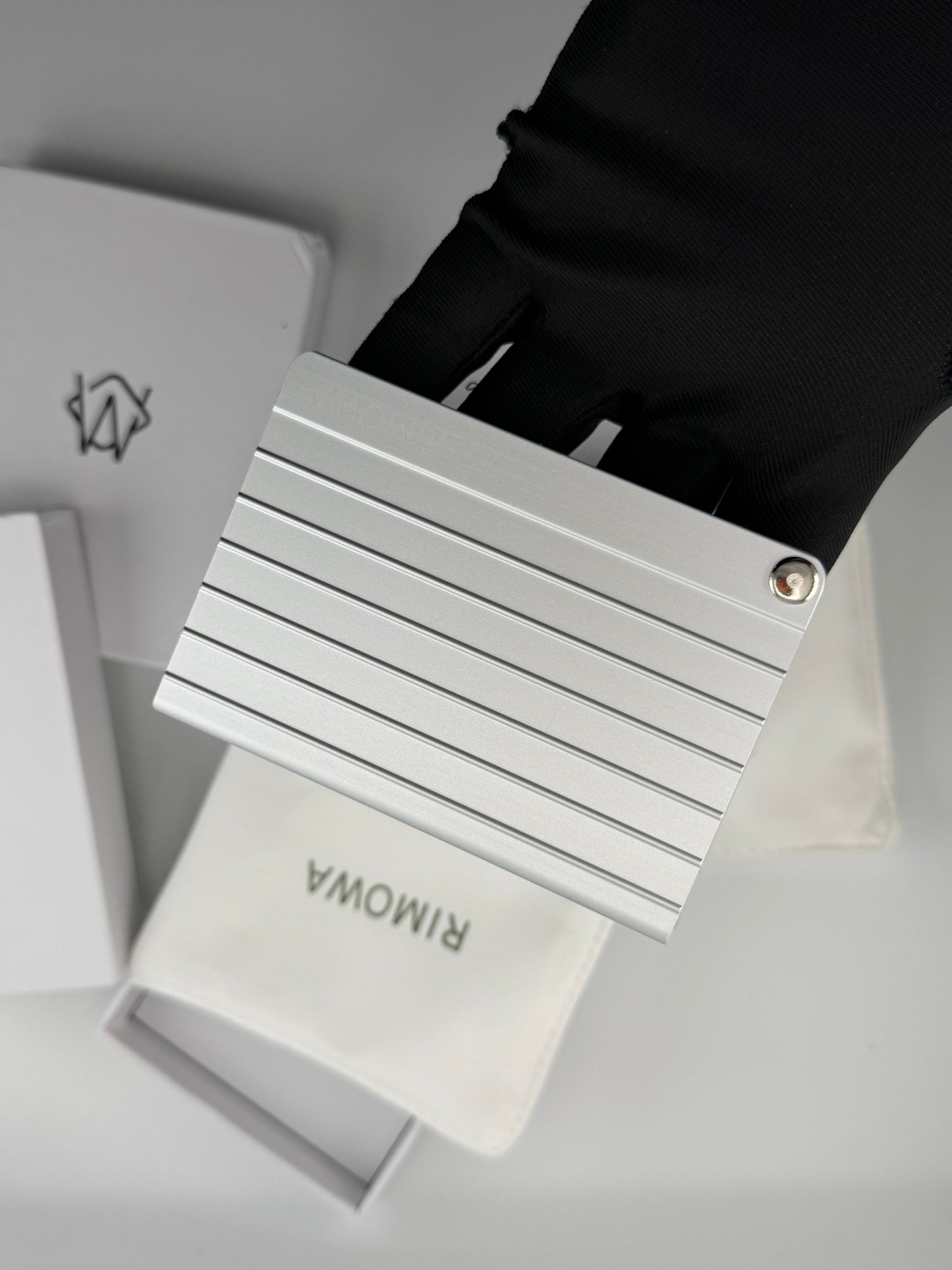 Rimowa cardholder silver