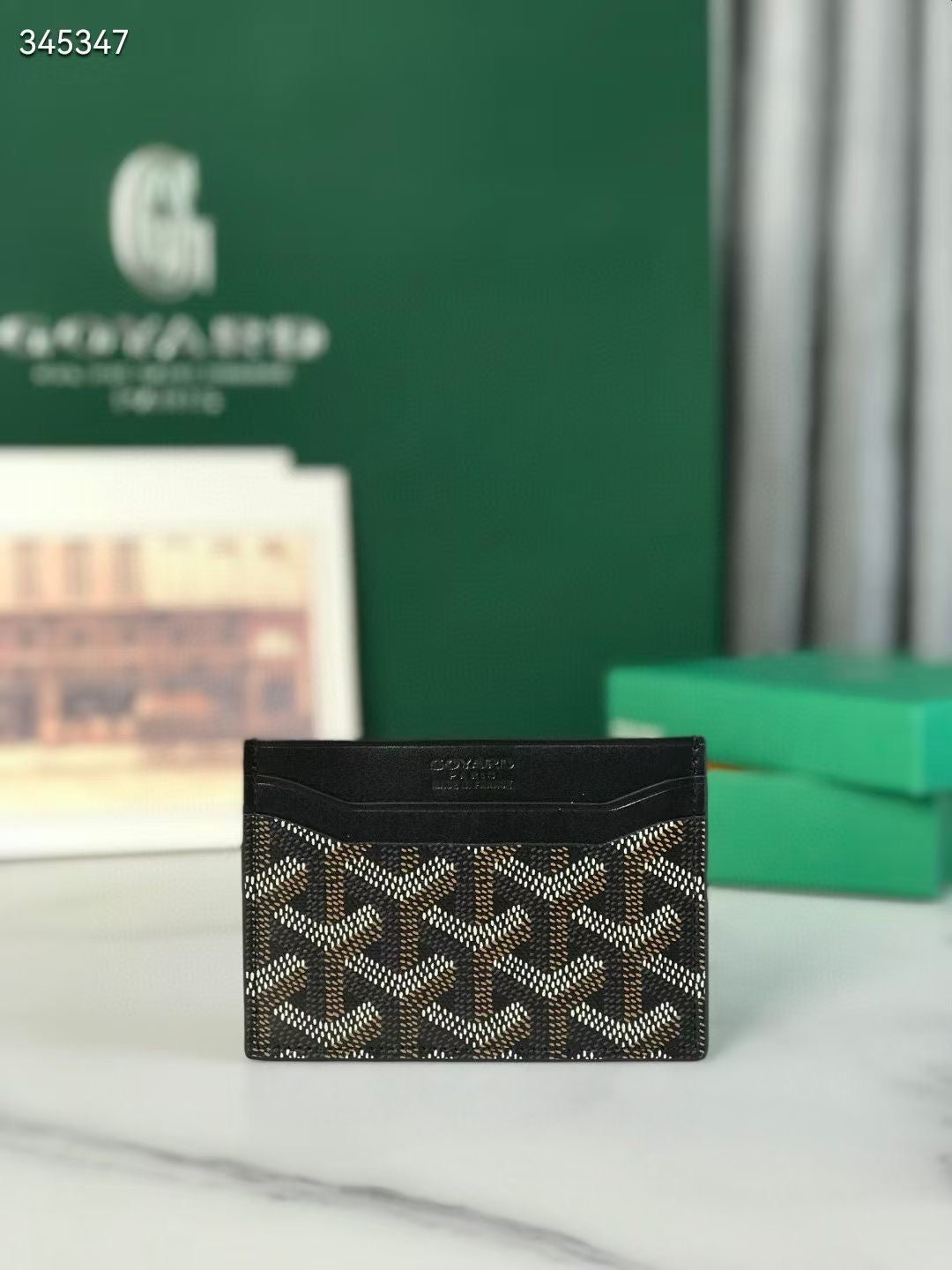 Black cardholder famous brand