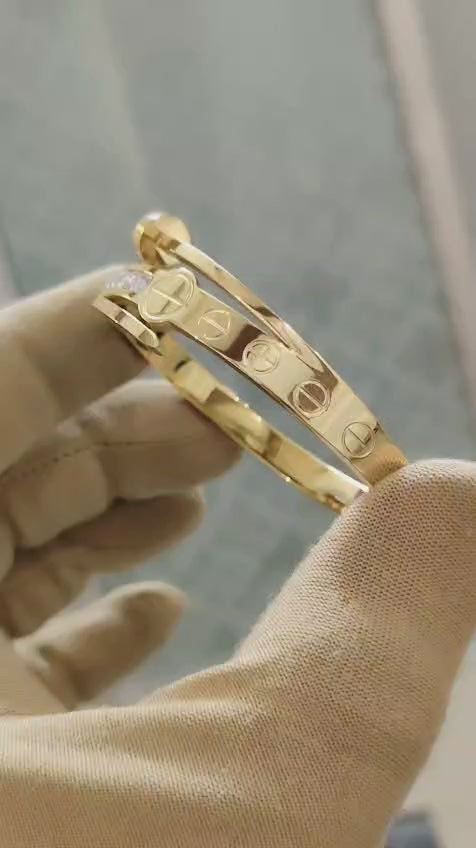 C brand bracelet premium quality